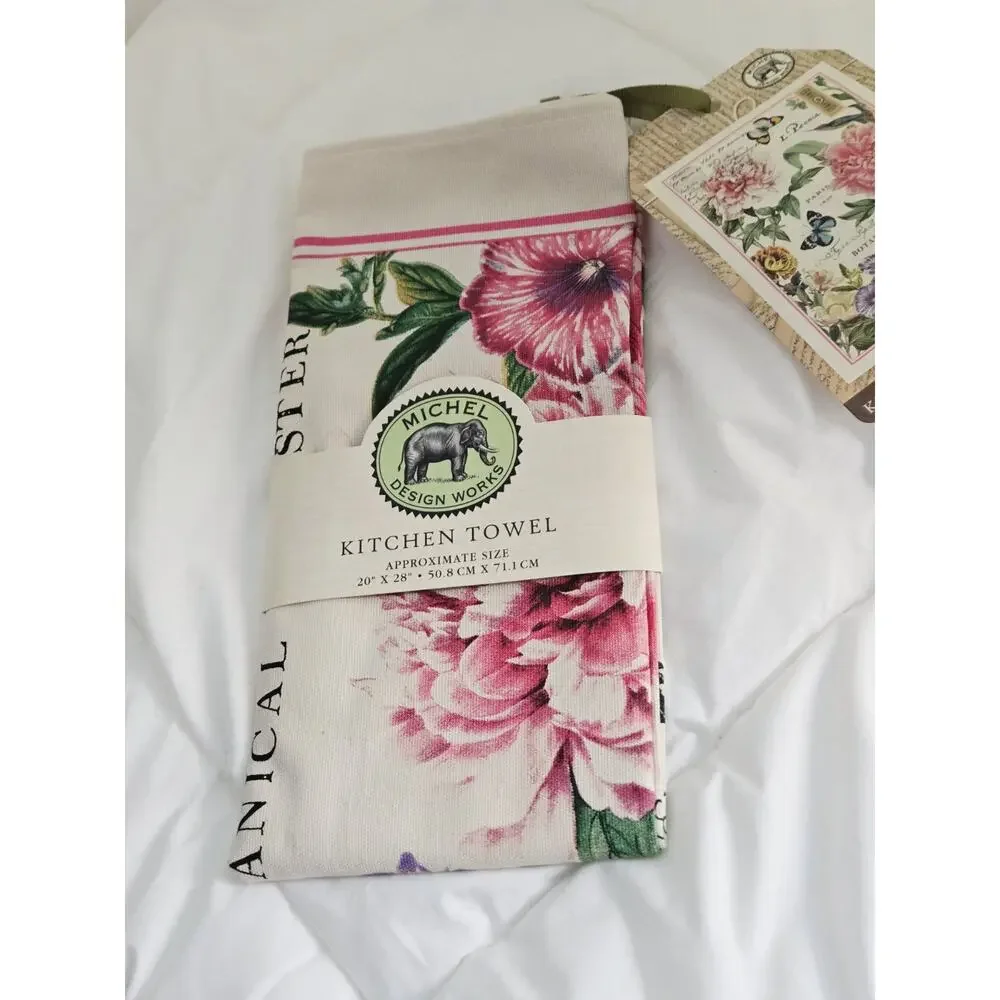 Michel Design Works Floral Garden Kitchen Towel NWT Tea Towel Cottage core